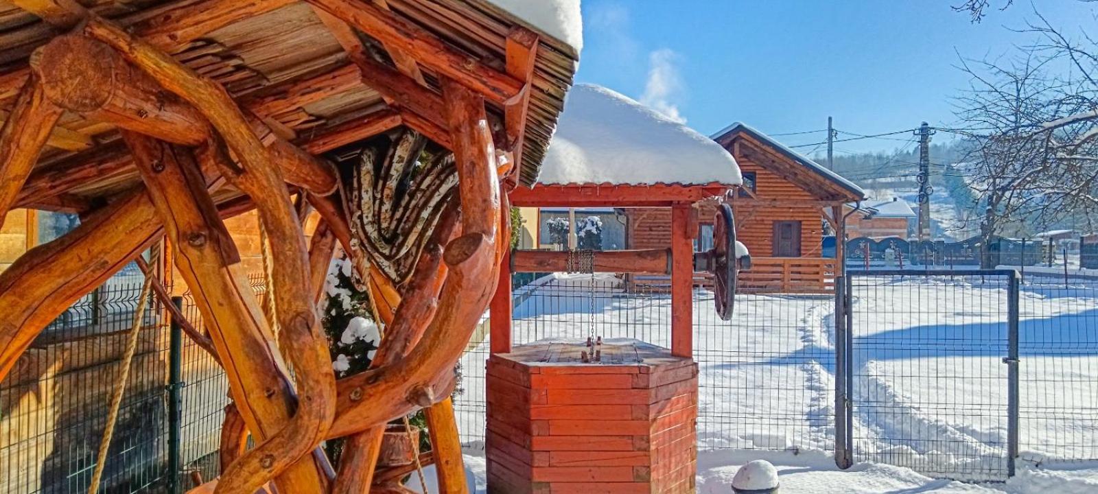 Casuta Adelina Borsa Villa Bagian luar foto